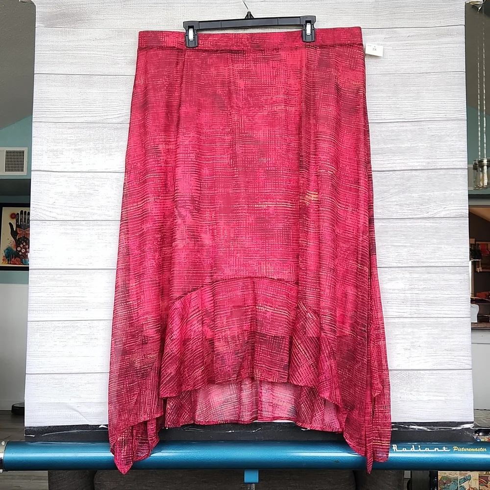 Catherine's red mesh lined maxi skirt - Picture 1 of 7
